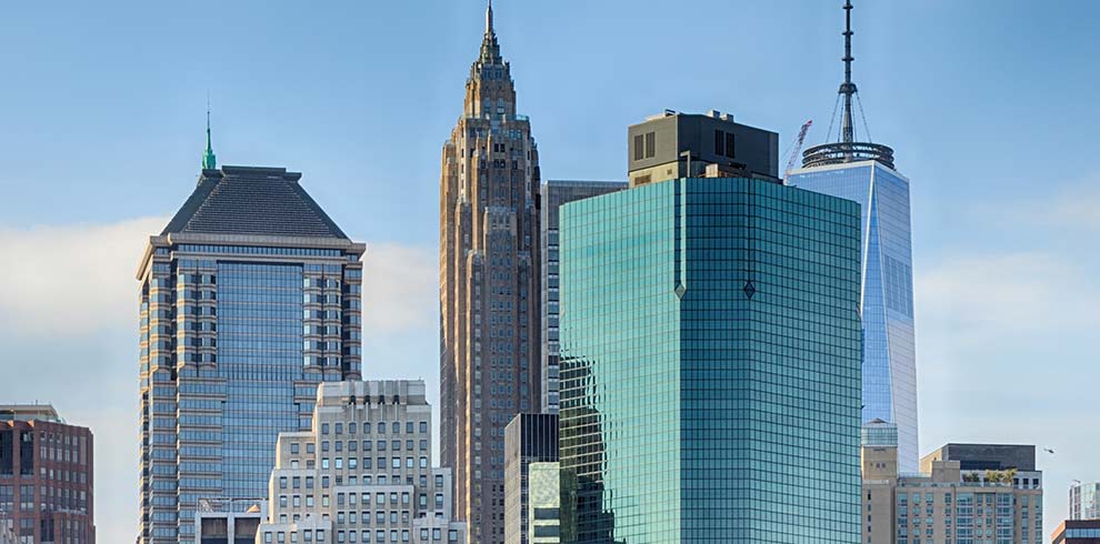 Chrysler Building & Manhattan Skyline in NYC with Educational Tours Florida